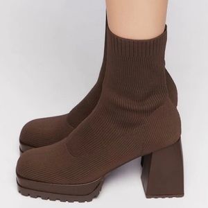 Forever 21 Chunky Sock Booties